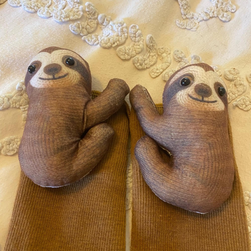 Adorable Sloth Socks with Plush 3D Sloth Appliques - Brown